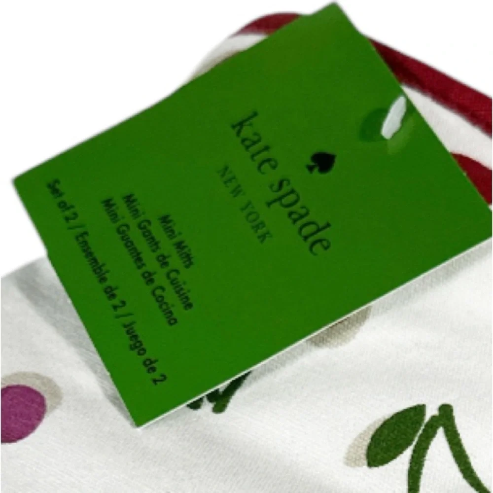 NEW Kate Spade CHERRY DESIGN Mini Oven Mitts Set/2